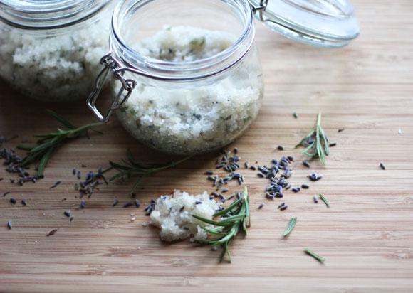 white sugar scrub in jar